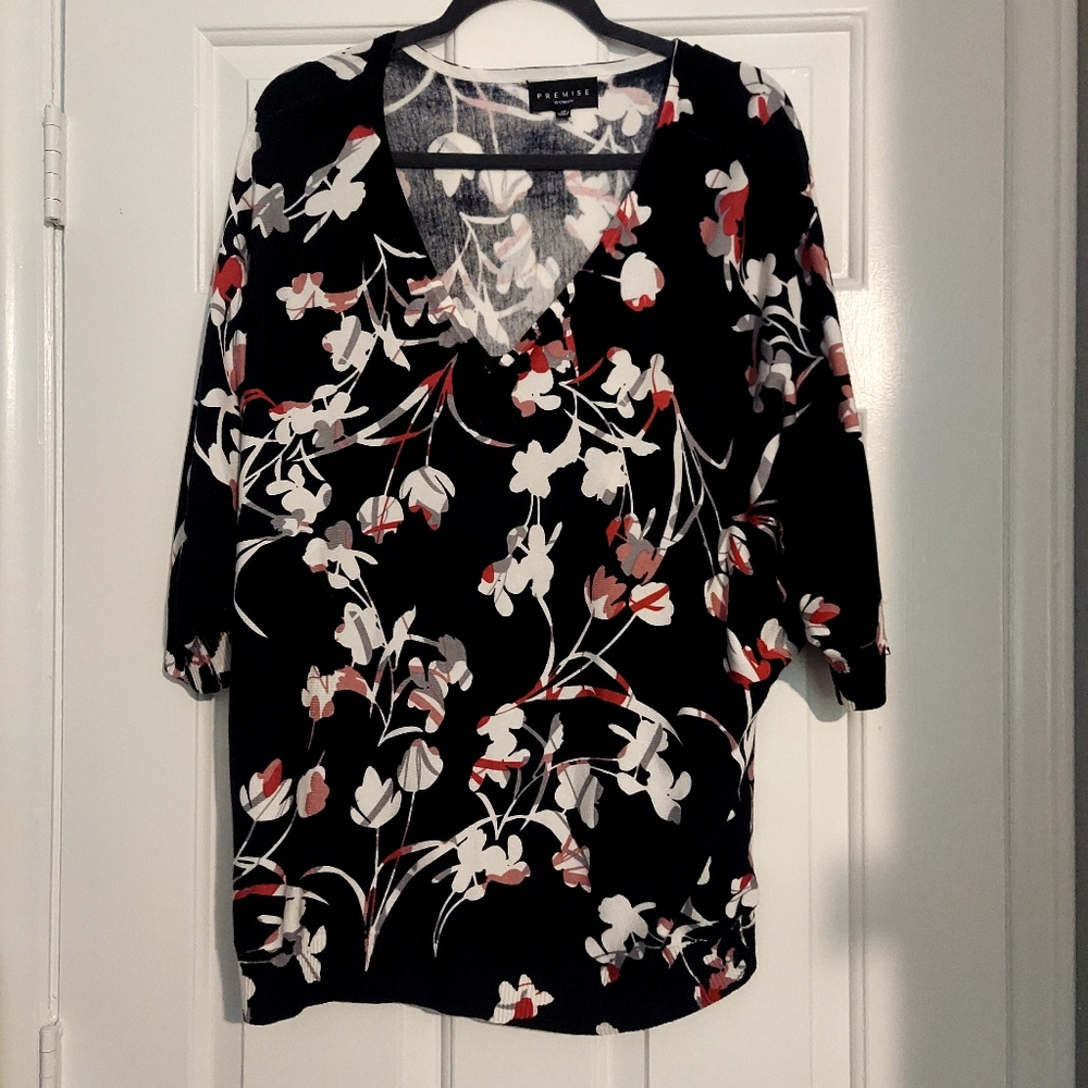 Premise Black and Red Floral V-Neck Blouse